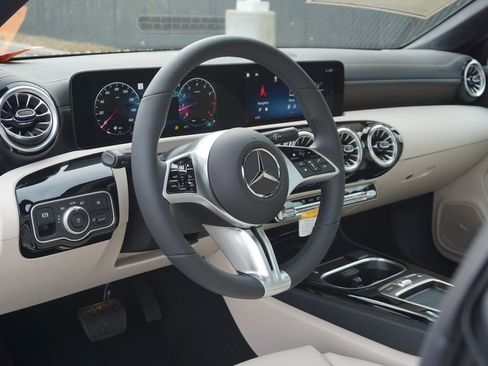 New 2026 Mercedes-Benz CLA 250 image 10