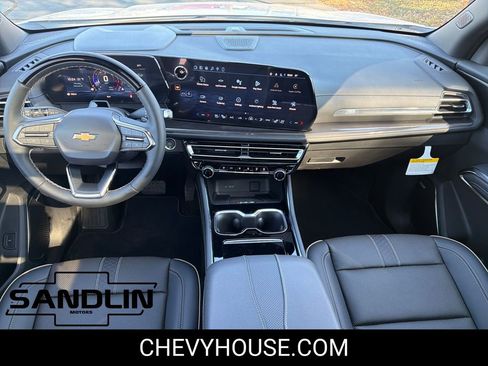 New 2026 Chevrolet Traverse High Country image 12
