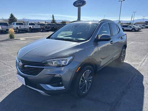 Used 2022 Buick Encore GX Select image 1