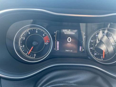 Used 2021 Jeep Cherokee Latitude Plus w/ Sun & Sound Group AWD/4WD image 16