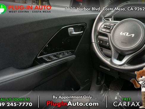 Used 2022 Kia Niro EX image 13