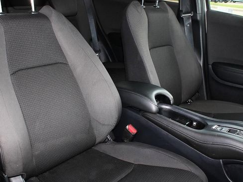 Used 2021 Honda HR-V Sport image 17