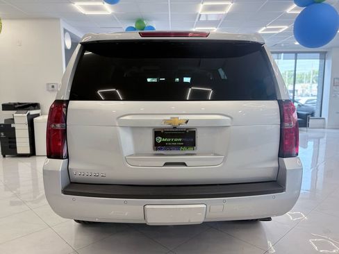 Used 2019 Chevrolet Tahoe LT w/ LT Signature Package AWD/4WD image 11