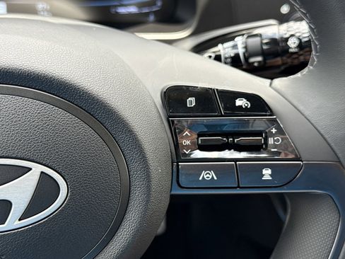 New 2026 Hyundai Elantra SEL Sport FWD image 21