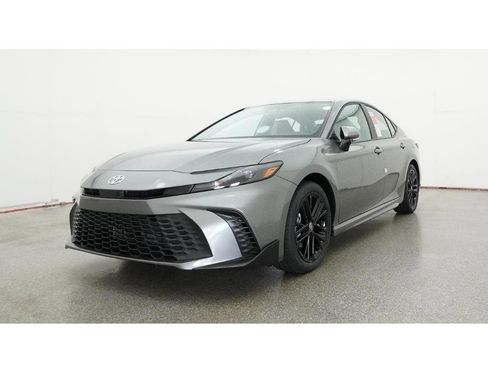 New 2026 Toyota Camry SE image 33