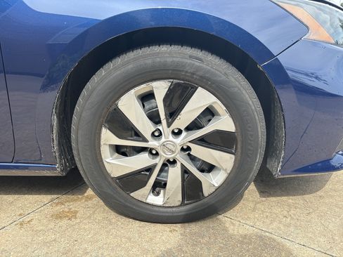 Used 2022 Nissan Altima 2.5 S w/ Driver Assist Package FWD image 13