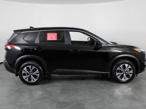 Certified 2023 Nissan Rogue SV FWD image 15