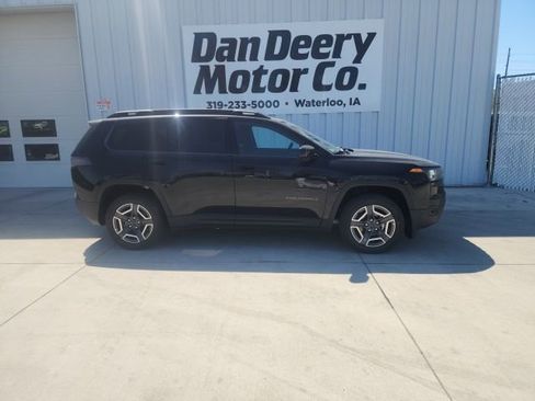 New 2026 Jeep Cherokee Laredo AWD/4WD image 7