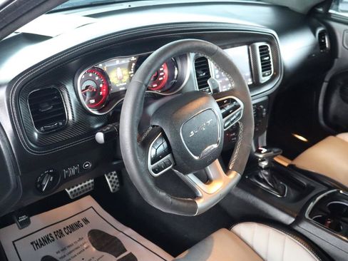 Used 2022 Dodge Charger SRT Hellcat RWD image 15