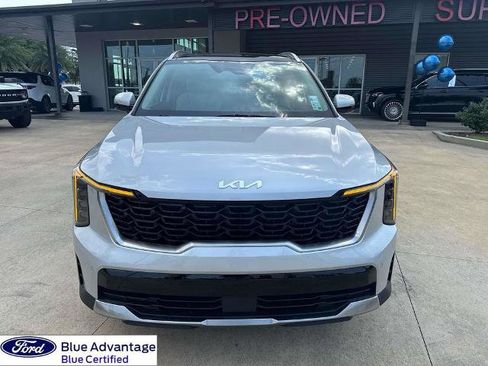 Used 2025 Kia Sorento EX w/ EX Panoramic Sunroof Package AWD/4WD image 2