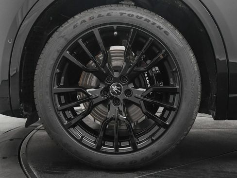 New 2025 Maserati Grecale Modena image 17