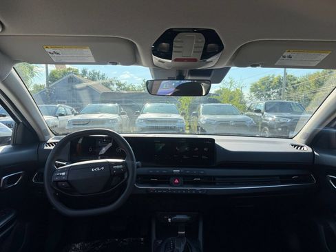 Used 2026 Kia K4 FWD image 33