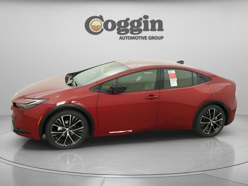 New 2026 Toyota Prius XLE image 4