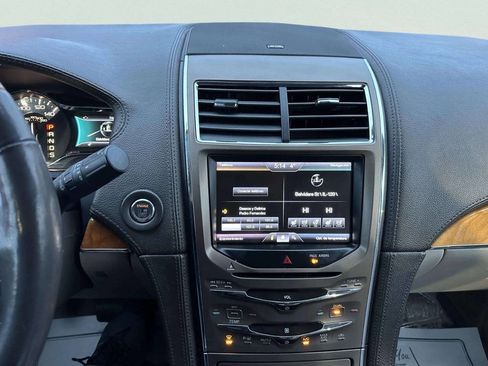 Used 2015 Lincoln MKX AWD w/ Equipment Group 102A image 17