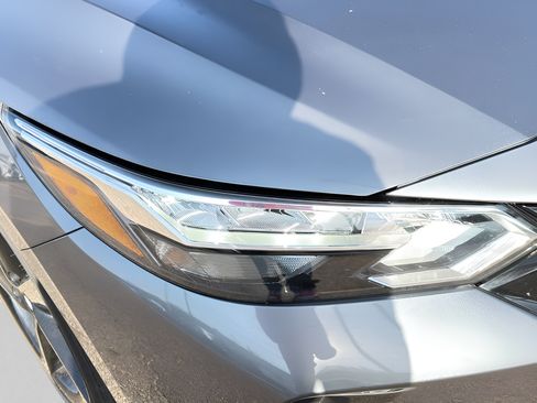 Certified 2023 Nissan Sentra SR w/ Midnight Edition Package FWD image 9