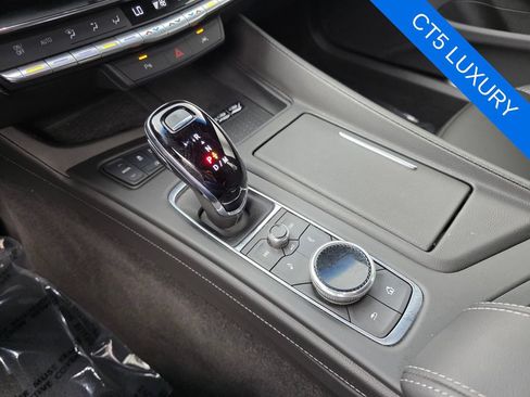 Used 2023 Cadillac CT5 Luxury RWD image 23