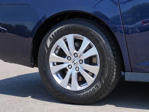 Used 2015 Honda Odyssey EX-L image 11