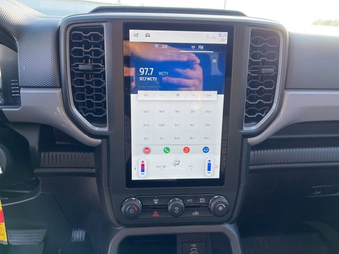 Used 2025 Ford Ranger XL w/ Trailer Tow Package image 30