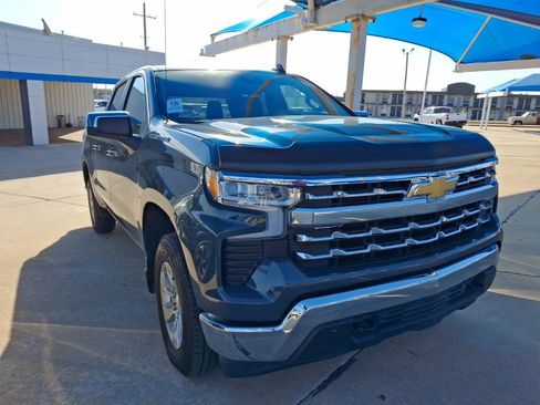Used 2025 Chevrolet Silverado 1500 LT AWD/4WD image 14