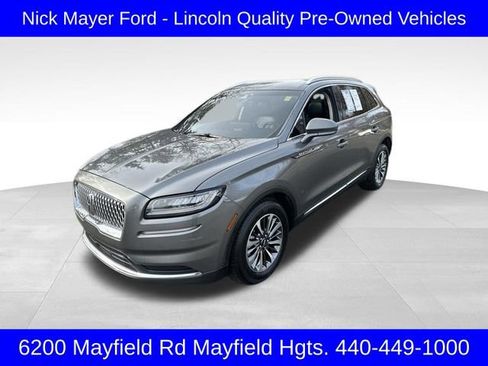 Used 2022 Lincoln Nautilus Reserve image 3