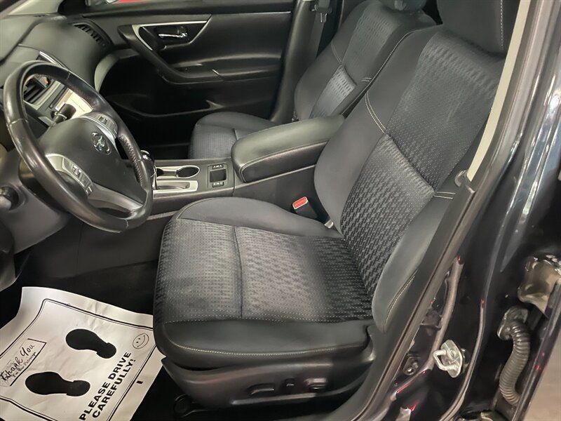 Used 2016 Nissan Altima 2.5 SV FWD image 17
