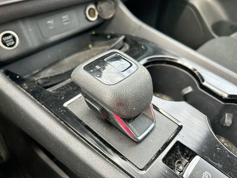 Used 2023 Nissan Rogue S AWD/4WD image 25