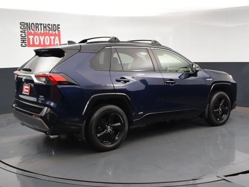 Used 2020 Toyota RAV4 XSE image 4