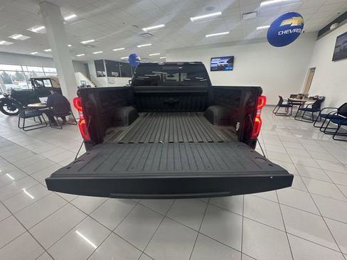 Used 2020 Chevrolet Silverado 1500 RST image 28