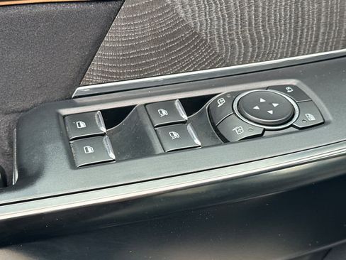 Used 2021 Ford F150 Platinum w/ Max Trailer Tow Package image 14