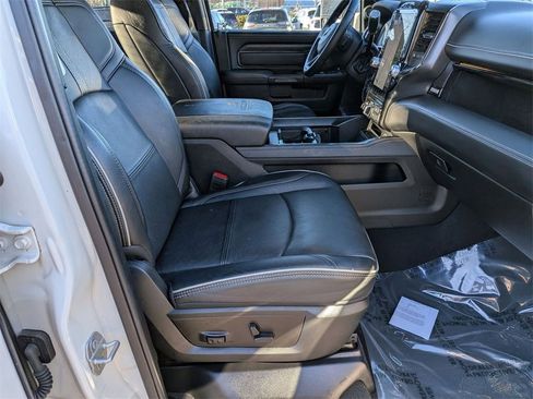 Certified 2024 RAM 2500 Limited image 31