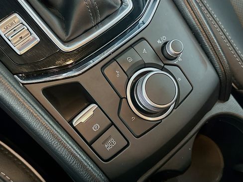 Used 2025 MAZDA CX-5 AWD 2.5 S w/ Preferred Package image 24