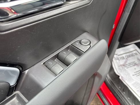 Used 2023 Chevrolet Colorado Z71 w/ Safety Package image 35