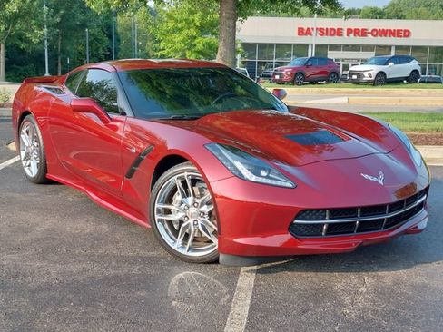 Used 2019 Chevrolet Corvette Stingray Coupe w/ 1LT RWD image 2