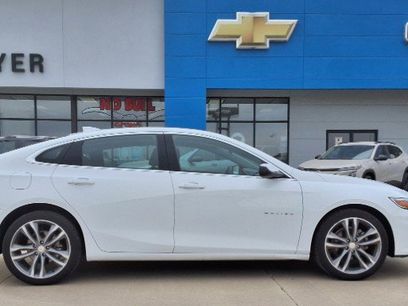 Used 2022 Chevrolet Malibu LT