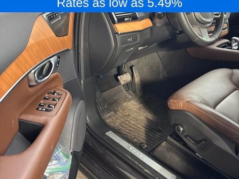 Certified 2024 Volvo XC90 B6 Plus w/ Protection Package image 26