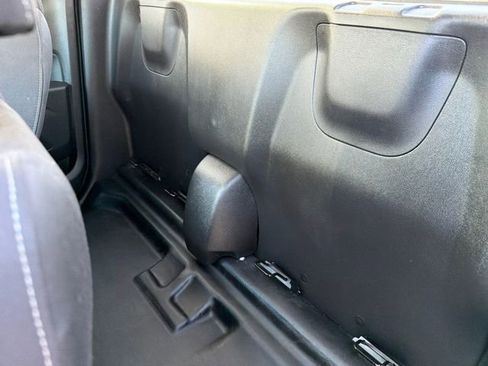 Used 2022 Chevrolet Colorado LT w/ Fleet Safety Package image 15