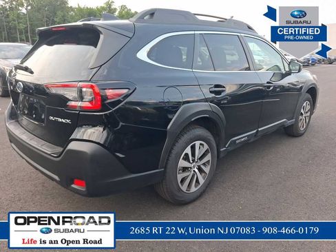 Used 2025 Subaru Outback Premium AWD/4WD image 4