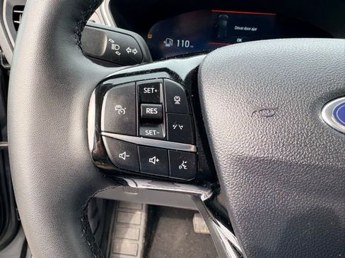 Used 2025 Ford Escape Platinum image 25