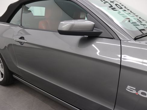 Used 2014 Ford Mustang GT Premium RWD image 22