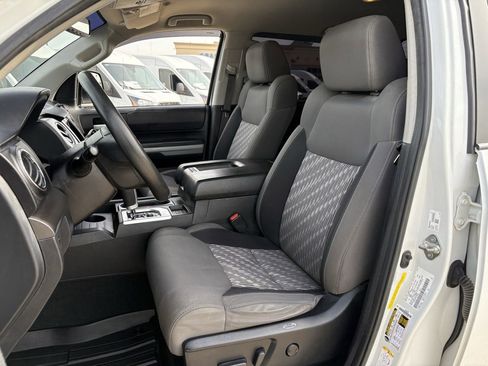 Used 2019 Toyota Tundra SR5 w/ SR5 Upgrade Package image 23