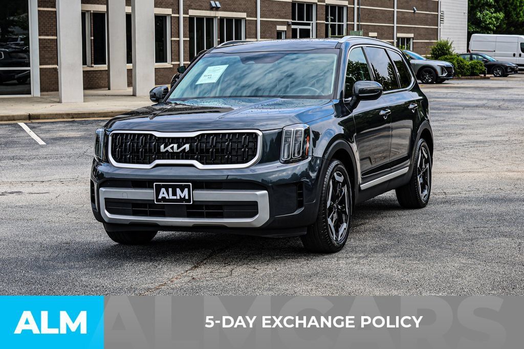 Used 2024 Kia Telluride EX FWD image 3