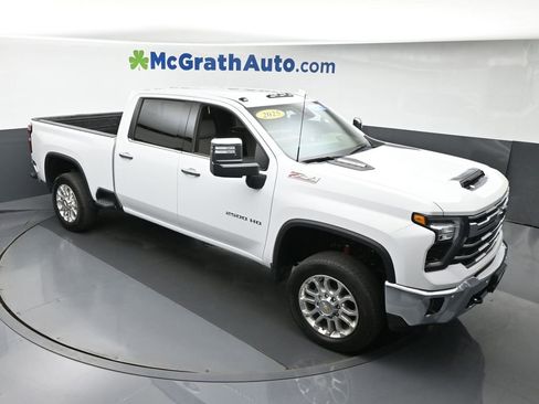 Certified 2025 Chevrolet Silverado 2500 LTZ w/ LTZ Plus Package image 3