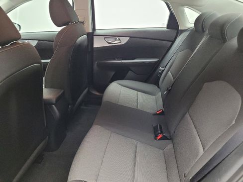 Used 2023 Kia Forte LXS image 18