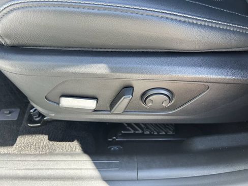 Used 2022 Hyundai Tucson Limited FWD image 25