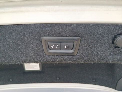 Used 2023 BMW 530e 530e iPerformance w/ HEADS UP image 12