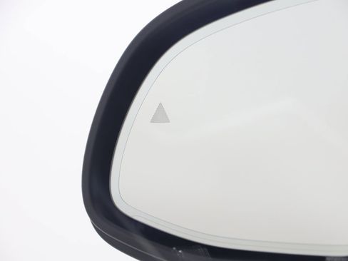 Used 2023 BMW X7 xDrive40i w/ Premium Package image 26