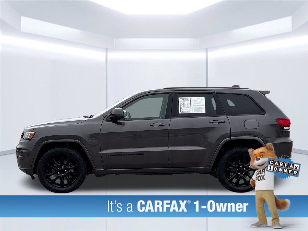Used 2018 Jeep Grand Cherokee Altitude AWD/4WD image 2