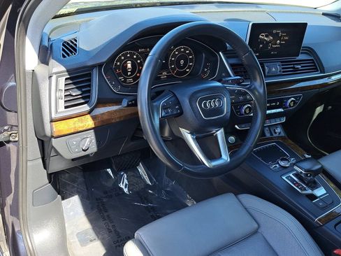 Used 2018 Audi Q5 2.0T Premium Plus w/ Premium Plus Package AWD/4WD image 16