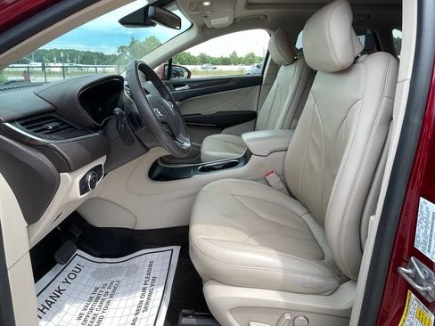 Used 2018 Lincoln MKC Reserve AWD/4WD image 16