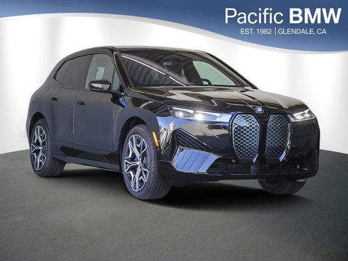 Used 2025 BMW iX xDrive50 w/ Premium Package AWD/4WD image 1